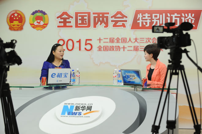 严琦解答主持人问题