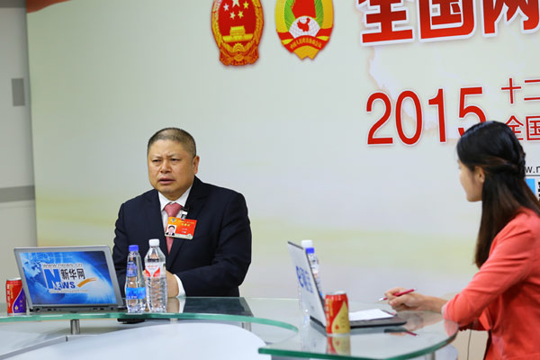 陈世强解答主持人问题