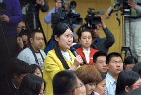 香港卫视记者提问