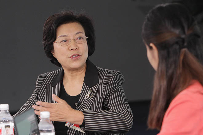 刘川生解答主持人问题