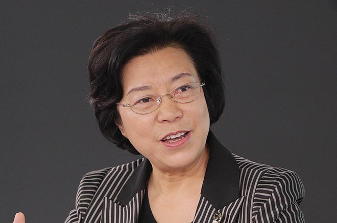 刘川生回答问题