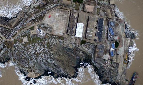 孤島&middot;夫妻&middot;三十年