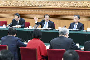 李克强参加安徽代表团审议