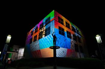 燈光秀點亮堪培拉