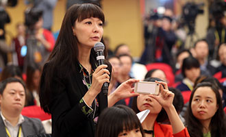 凤凰卫视、凤凰网记者提问