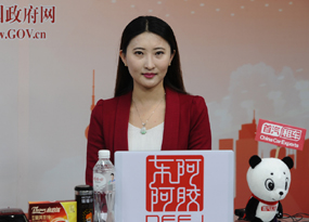 新华网主持人索炜