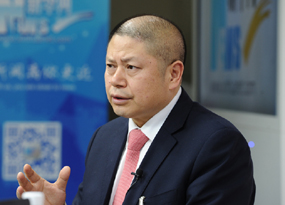 陈世强在访谈现场