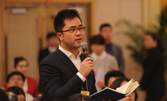 上海东方卫视记者提问