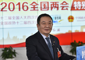 卞志良与新华网网友互动