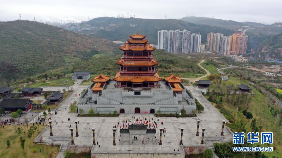 繁花似锦！贵州福泉：古城春光美如画