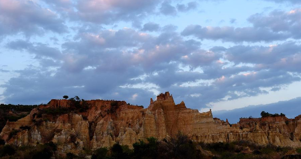 雄奇壮观的云南元谋土林