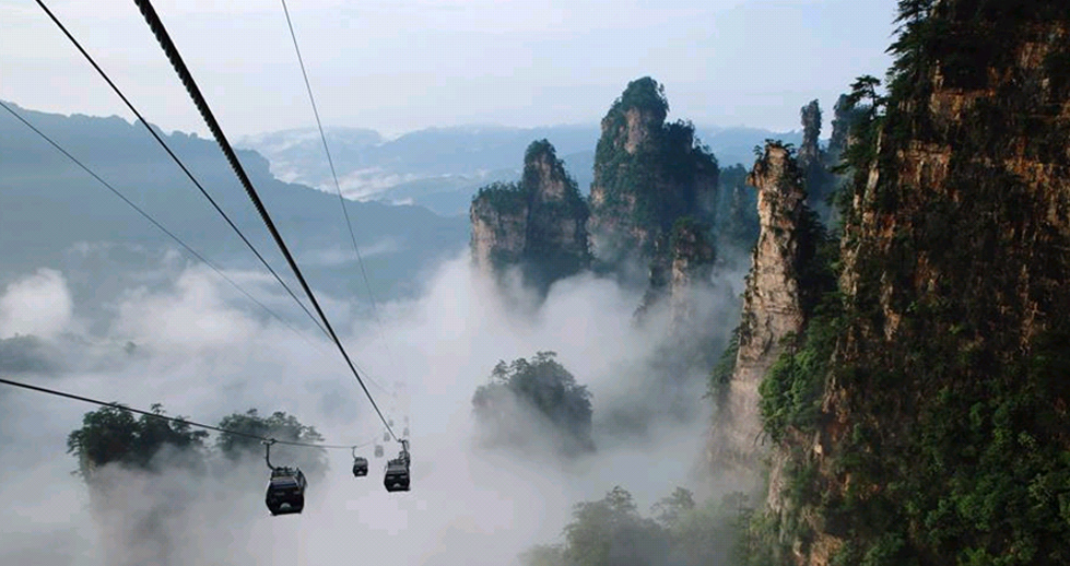 【大美中国】峰起云间张家界