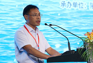 陵水黎族自治县委常委、常务副县长何兆智致辞