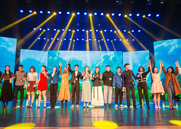 &ldquo;诗画浙江&rdquo;大学生旅游形象大使出炉 英语超溜气场强大的哈尔滨女孩夺魁