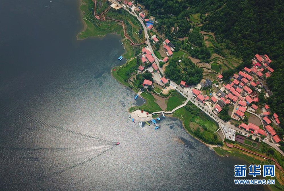 贵阳百花湖：夏日风光美