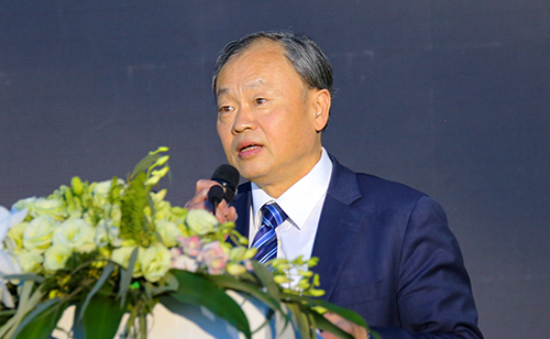 姜明：构建智慧平台 引领消费变革