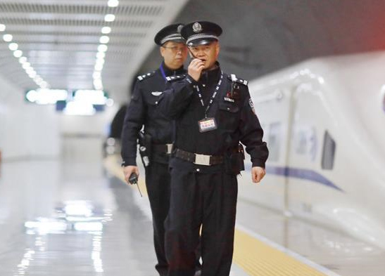 元宵节：地下49米的坚守