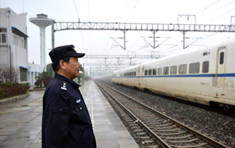 铁警老王的&ldquo;最后一次春运&rdquo;