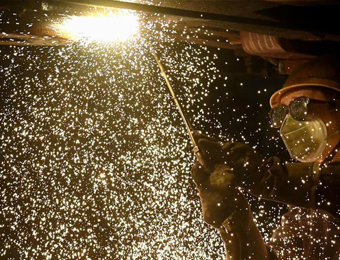 &ldquo;钢铁驼队&rdquo;的养护师