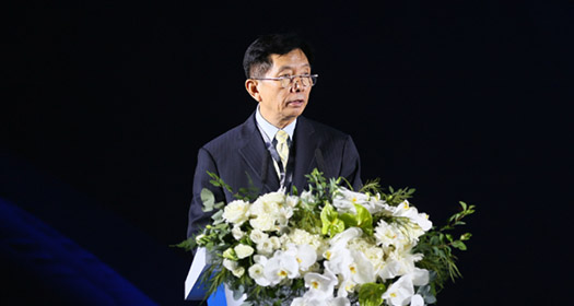 姜俊贤：我国餐饮行业保持高速发展态势