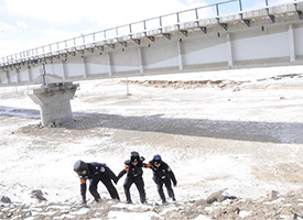 【新春走基层】世界铁路最高点上的春运&ldquo;守护神&rdquo;