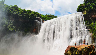【&ldquo;疫&rdquo;后花开迈向诗和远方】赤水丹霞旅游区：景色壮美 让人流连忘返