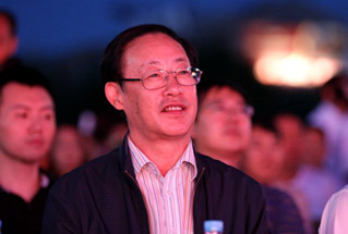 黑龙江省文化厅党组成员、副厅长綦军