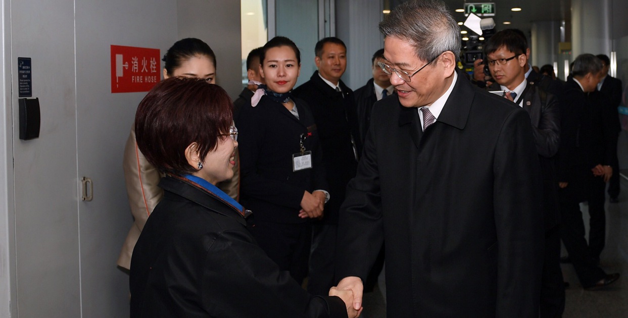 洪秀柱率中国国民党访问团抵达北京