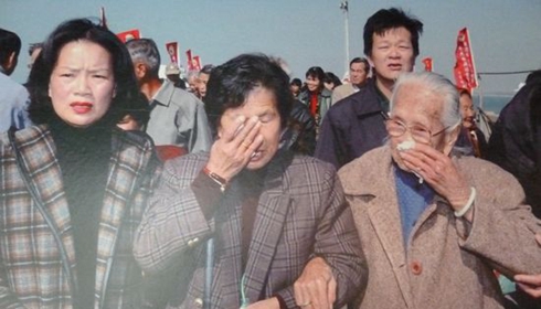 记住一湾海峡30年的泪与笑