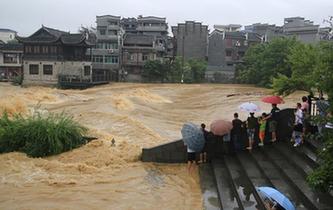 湖南湘西遭暴雨襲擊