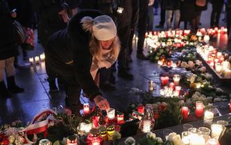 柏林民眾紀念聖誕市場恐襲一周年