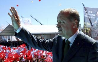 土修宪公投在即　支持派密集造势