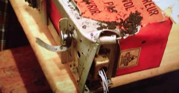 复兴空难黑匣子解读：起飞至坠落仅3分23秒