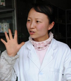 最美乡村医生钟晶：她来自省城，她是80后独生女，却独自坚守在偏远大山中，为当地少数民族群众解除病痛。她是农家&ldquo;贴心人&rdquo;，她有颗水晶般的心。