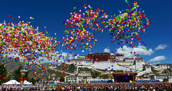 【新华微视评】首位获得色拉寺&ldquo;群则法位&rdquo;的汉族艺术家