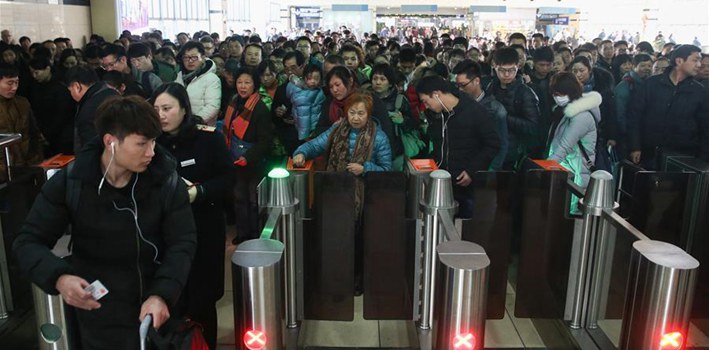 昨天全国铁路发送旅客830万人次