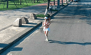 百部看四川：奔跑吧，川妹子！