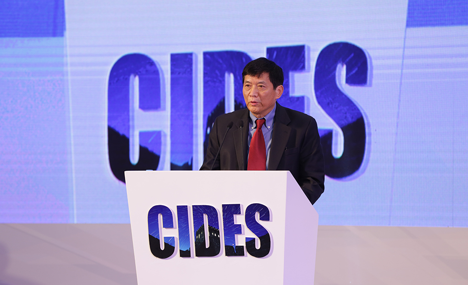 微软全球高级副总裁陈实