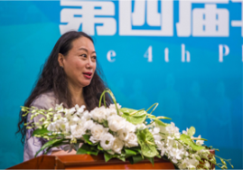 北京大学艺术学院民族音乐与音乐剧研究中心主任周映辰发言