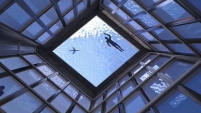 世界上第一個屋頂360度無邊泳池