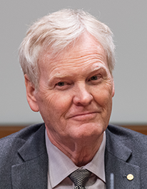 迈克尔&middot;杨