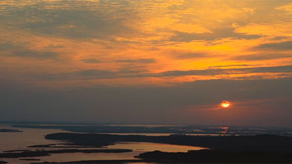 迎接祖國第一縷陽光