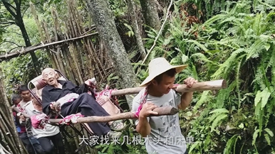 91岁毛南族老人，50年来首次下山