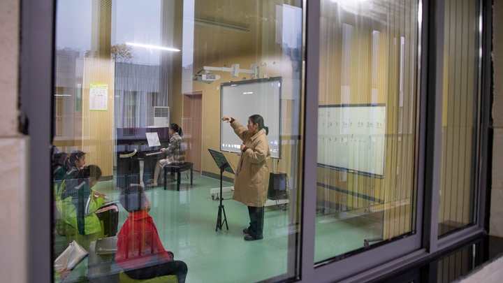 微视频：一名&ldquo;共享教师&rdquo;的一天