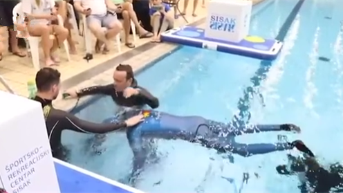 24分33秒 克羅地亞男子水下閉氣破紀錄