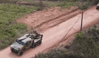 陆军：新型车载榴弹炮实弹考核 检验作战效能