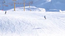 新疆：大范圍降雪 迎來冬季旅遊熱