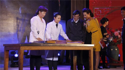 致敬劳动者：同仁堂贡献奖获得者张冬梅