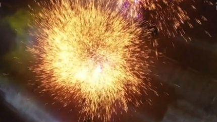 河南商丘：非遺&ldquo;打鐵花&rdquo; 扮靚&ldquo;不夜天&rdquo;