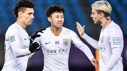 五球大胜 鲁能晋级在望